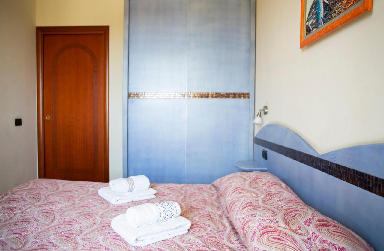 Il Fenicottero Hotell Quartu SantʼElena Eksteriør bilde